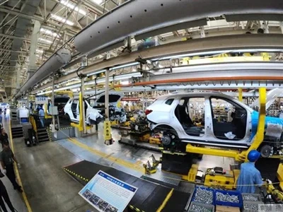 Số 1 trên thế giới! Sản lượng xe năng lượng mới hàng năm của Trung Quốc vượt ...